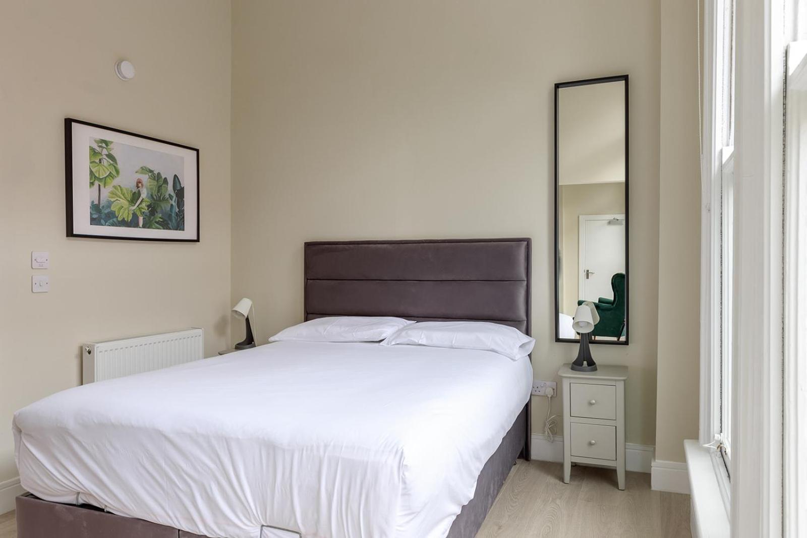 Dublin Castle Suites Eksteriør bilde