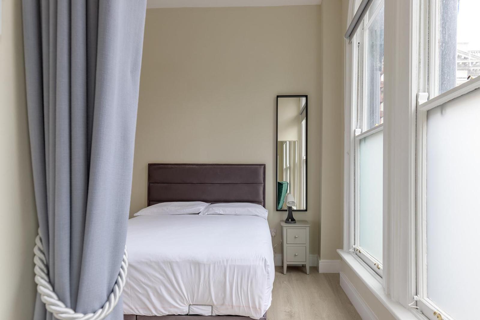 Dublin Castle Suites Eksteriør bilde